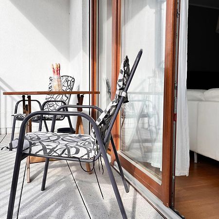 Mercury Two-Bedroom Apartment & Parking Świnoujście  Eksteriør billede