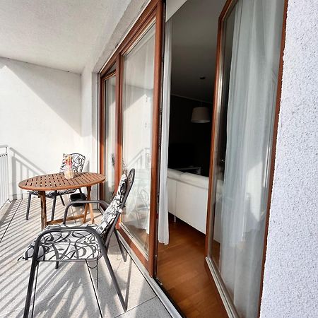 Mercury Two-Bedroom Apartment & Parking Świnoujście  Eksteriør billede